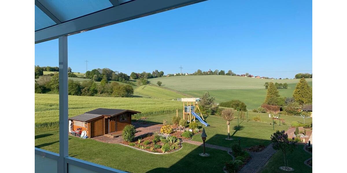 Dachgeschoßwohnung Bad Hersfeld - 3 Zimmer, 129 m&sup2;, 950&euro; | Angebot:25977136