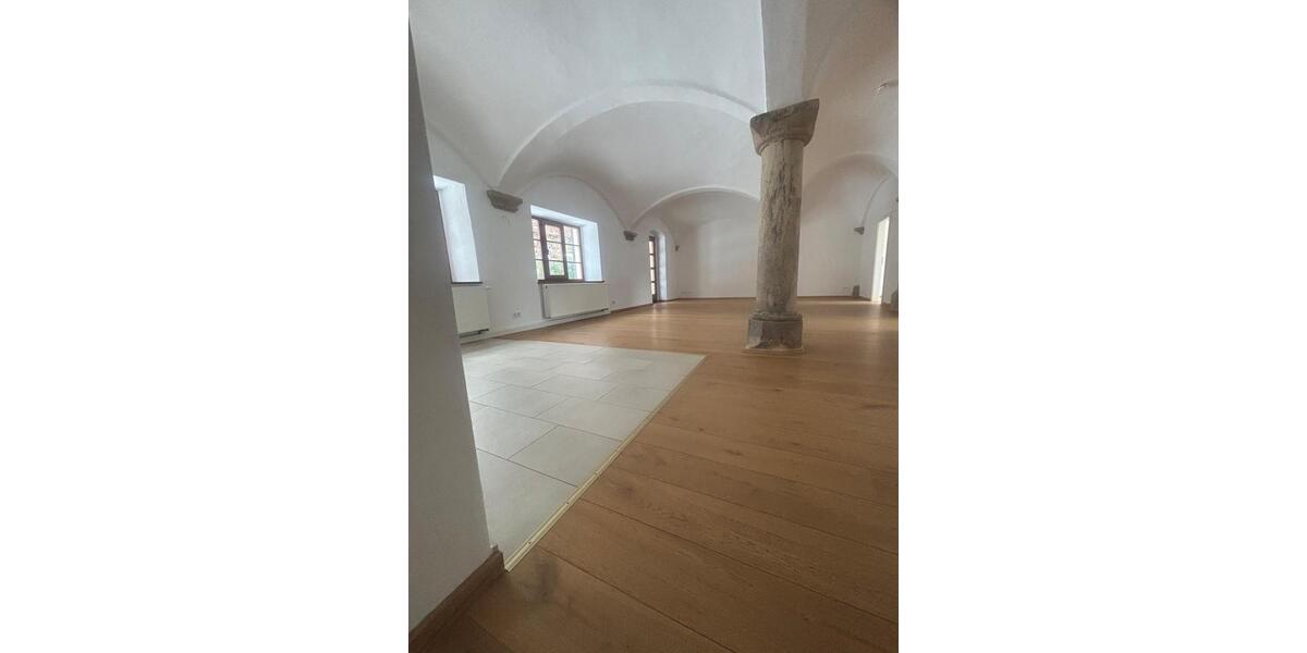 Erdgeschoßwohnung Klipphausen - 5 Zimmer, 143 m&sup2;, 1.358&euro; | Angebot:25974101