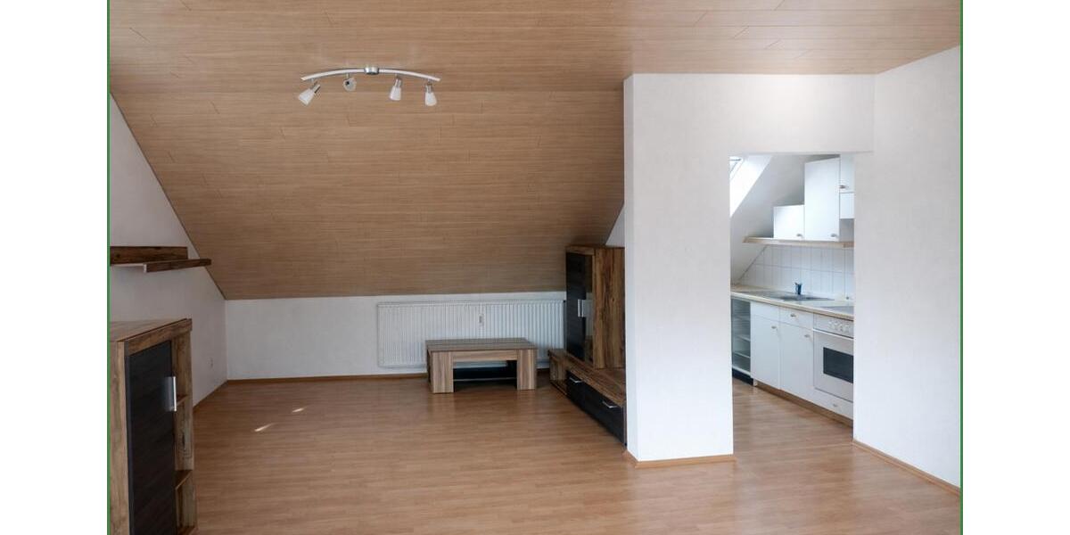 Dachgeschoßwohnung Burscheid - 2 Zimmer, 55 m&sup2;, 440&euro; | Angebot:26005601