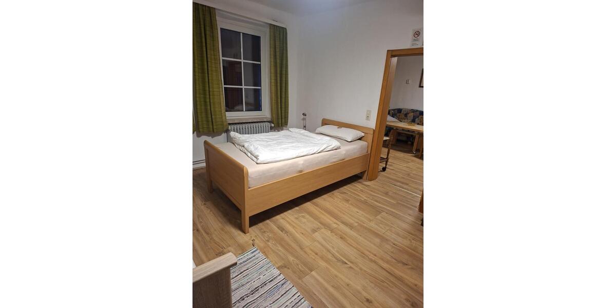 Wohnen auf Zeit Kusel - 6 Zimmer, 160 m&sup2;, 20&euro; | Angebot:26573347