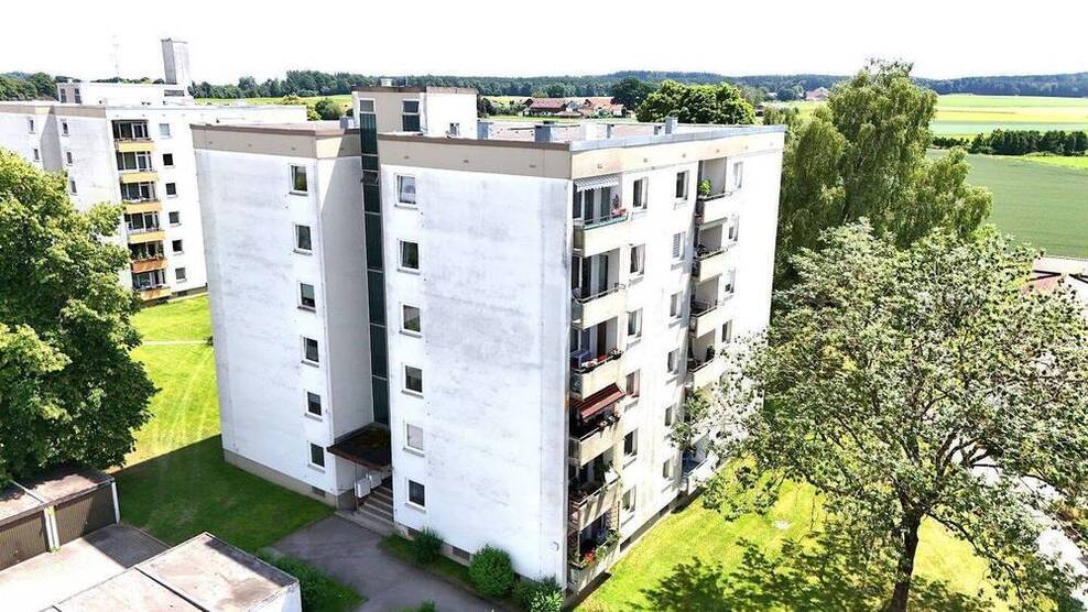 ab 16.08. - Große 1-Zimmer-Wohnung in Kirchseeon-Eglharting