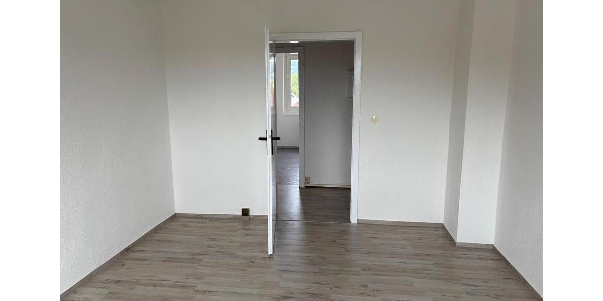 Etagenwohnung Sangerhausen - 1 Zimmer, 32 m&sup2;, 180&euro; | Angebot:26566184