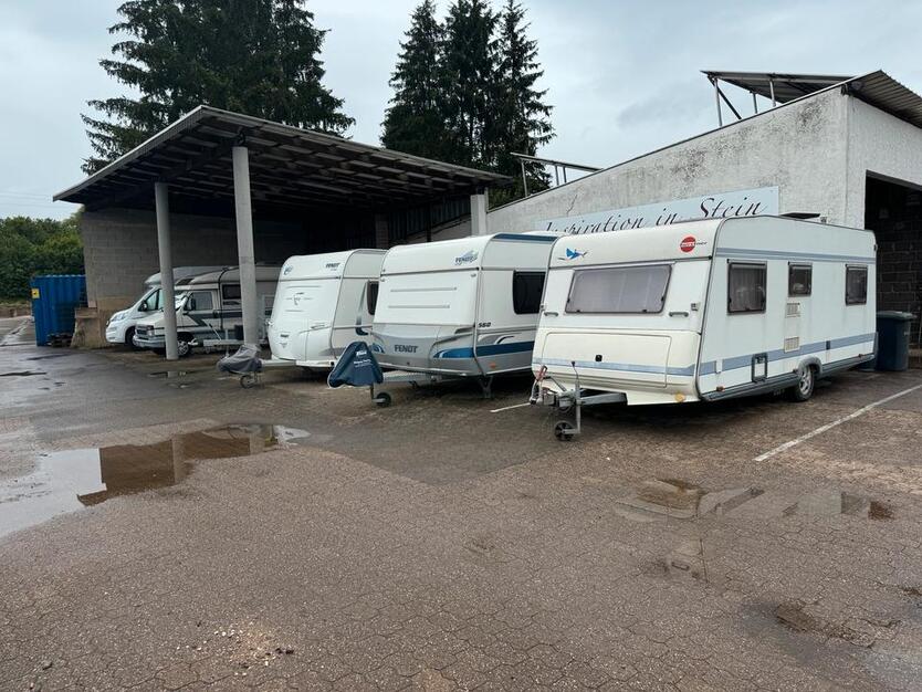 Stellplatz Wohnmobil, Wohnwagen, Anhänger, Boot, Motorrad, Autos