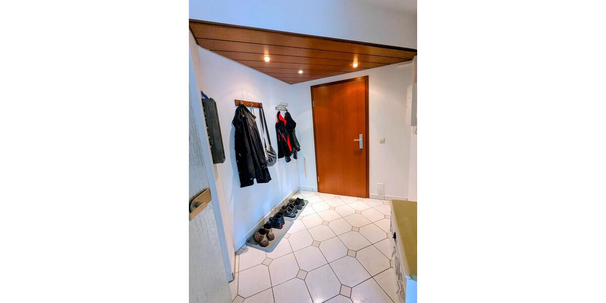 Etagenwohnung Pulsnitz - 3 Zimmer, 94 m&sup2;, 750&euro; | Angebot:26008267