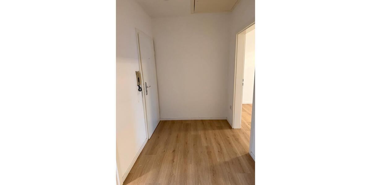 Etagenwohnung Voerde (Niederrhein) - 2 Zimmer, 50 m&sup2;, 650&euro; | Angebot:24471234