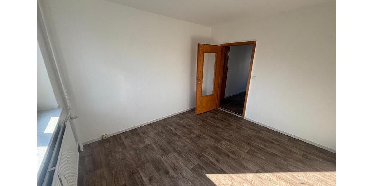 Etagenwohnung Salzwedel - 4 Zimmer, 66 m&sup2;, 328&euro; | Angebot:25841701