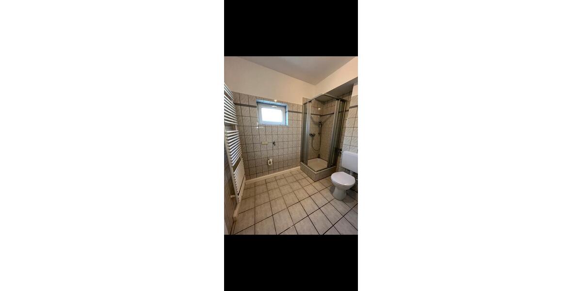 Ab sofort Einfamilienhaus in Dudenhofen zu Vermieten 6 zimmer