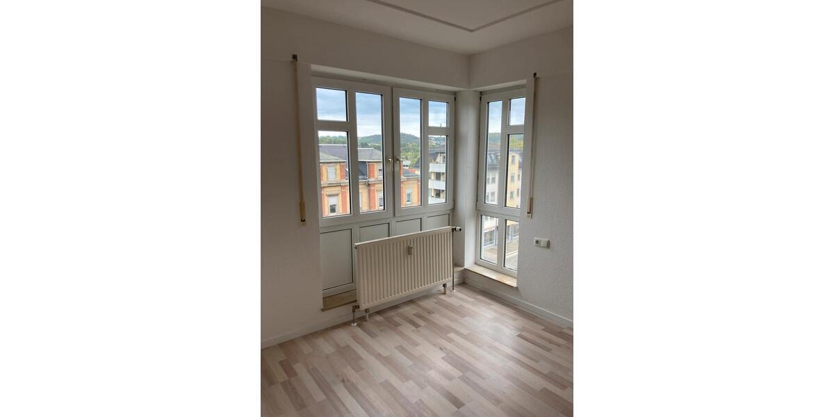 Dachgeschoßwohnung Freital - 2 Zimmer, 52 m&sup2;, 456&euro; | Angebot:13184124