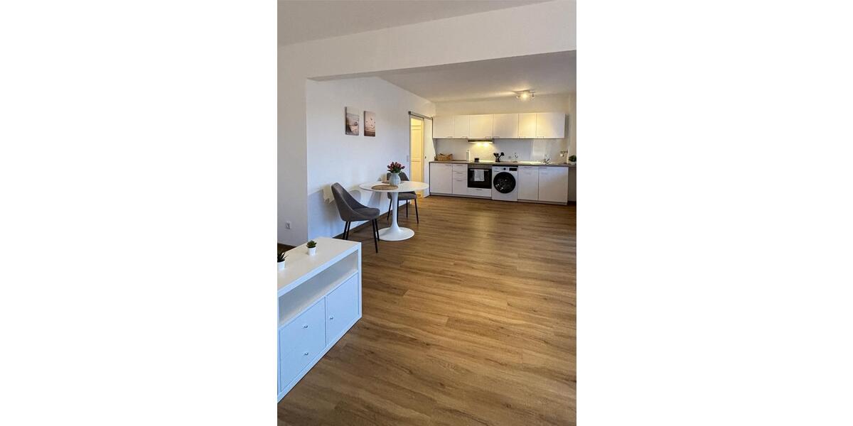 Moderne 1-Zi.-Wohnung mit Balkon, Aufzug & traumhaftem Weitblick 1 zimmer