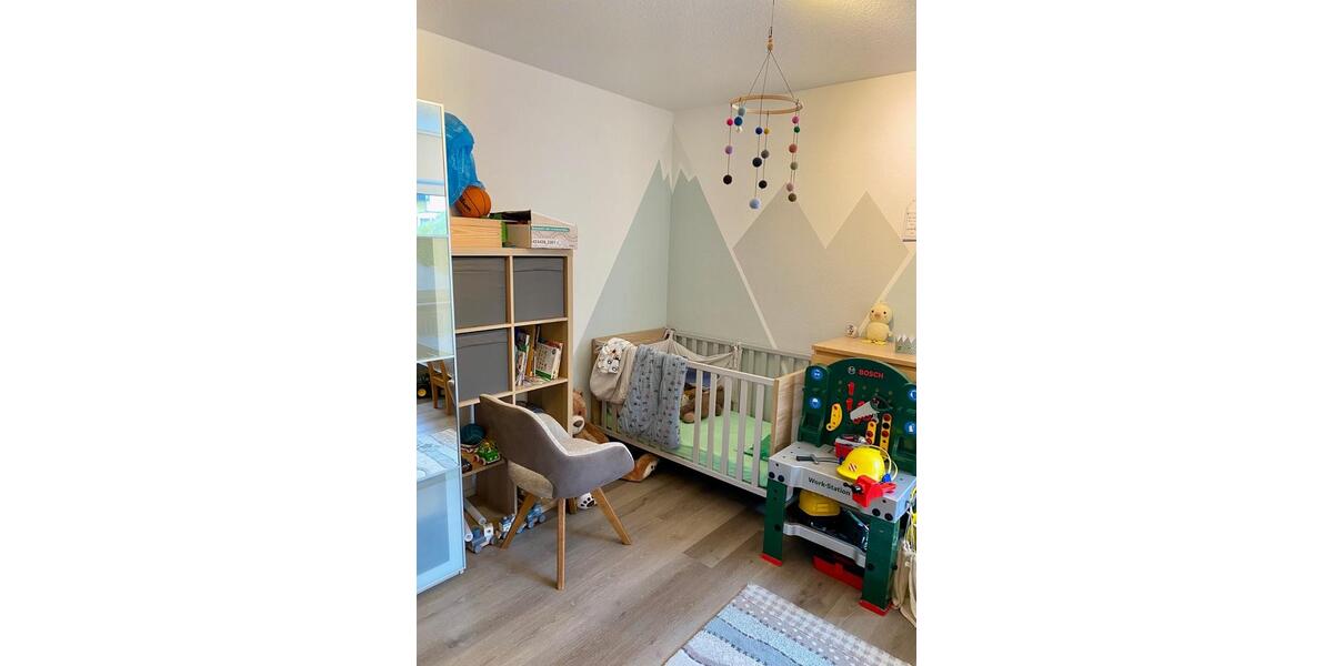 Sonnige 3-Zimmer-Wohnung mit Balkon in Südlage und Enzblick 3 zimmer