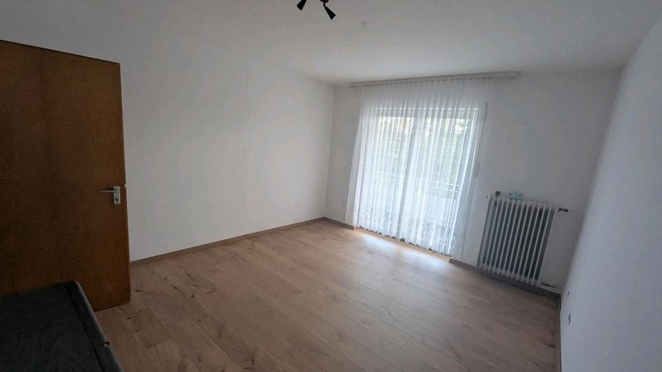 Wohnen auf Zeit Siegen Kaan-Marienborn - 3 Zimmer, 146 m&sup2;, 300&euro; | Angebot:25833672