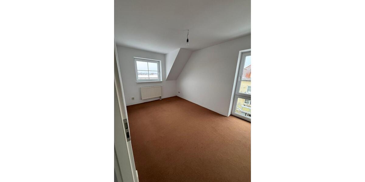 Etagenwohnung Schönefeld - 3 Zimmer, 72 m&sup2;, 932&euro; | Angebot:24788134