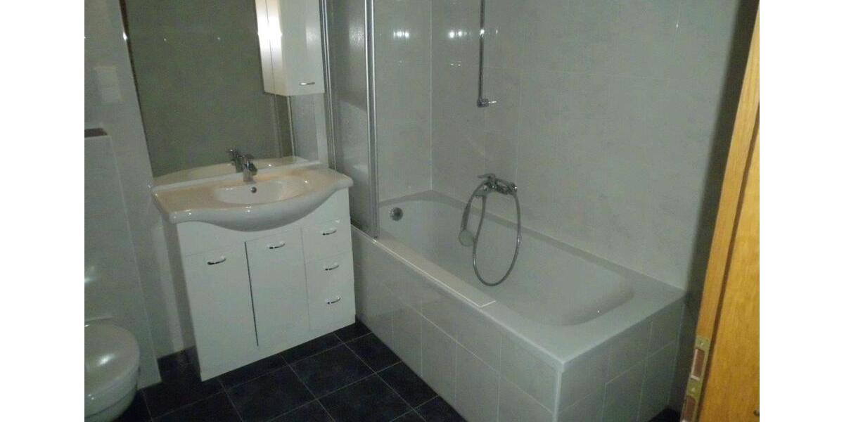 Etagenwohnung Dreieich - 2 Zimmer, 102 m&sup2;, 1.150&euro; | Angebot:25870294