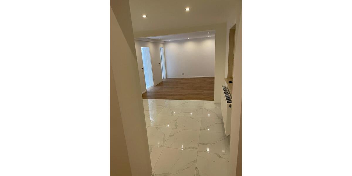 Erdgeschoßwohnung Rohrsen - 4 Zimmer, 110 m&sup2;, 900&euro; | Angebot:26616527