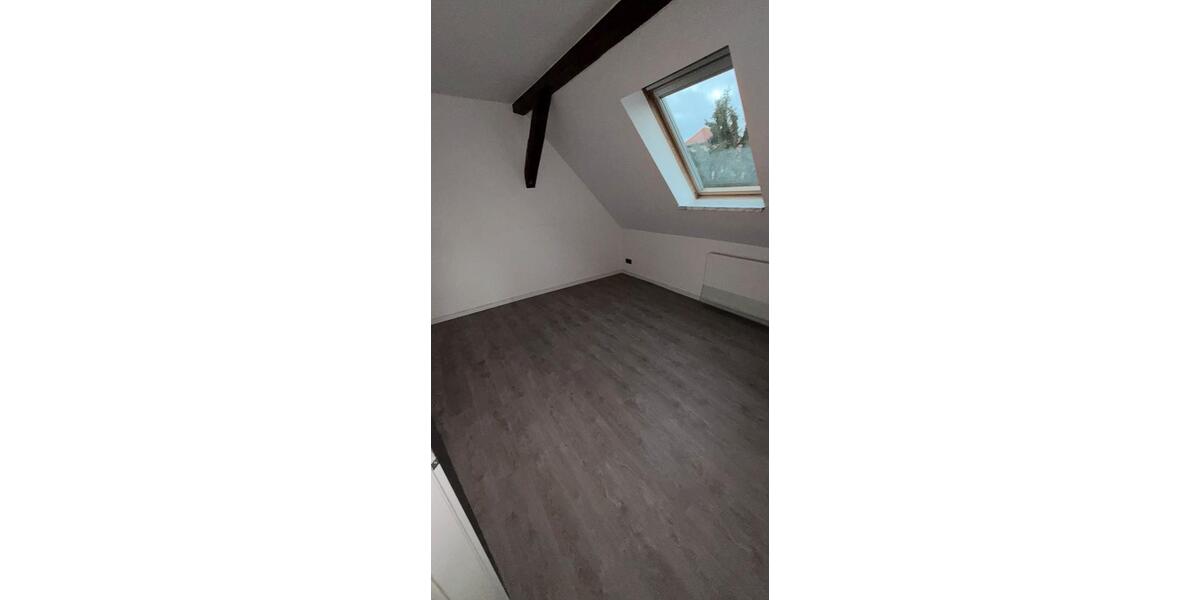 Dachgeschoßwohnung Falkensee - 2 Zimmer, 90 m&sup2;, 1.350&euro; | Angebot:24597937