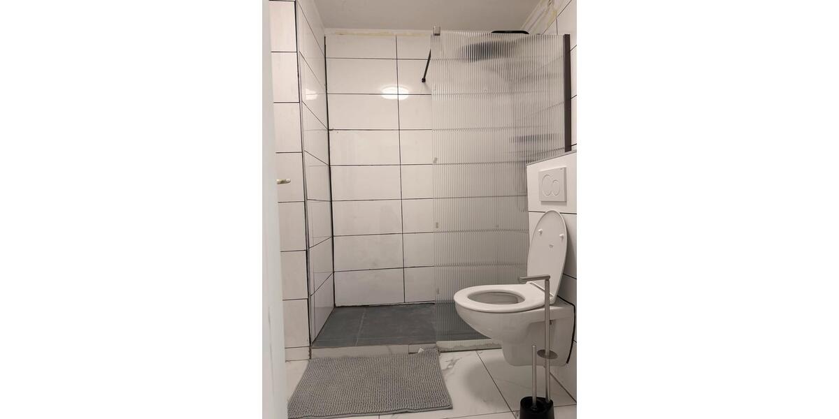 Wohnen auf Zeit Ludwigshafen am Rhein Ludwigshafen-Hemshof - 17 Zimmer, 85 m&sup2;, 600&euro; | Angebot:26632123