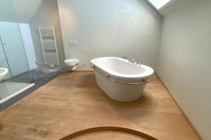 Wohnung Zörbig - 5 Zimmer, 206 m&sup2;, 1.130&euro; | Angebot:20092302