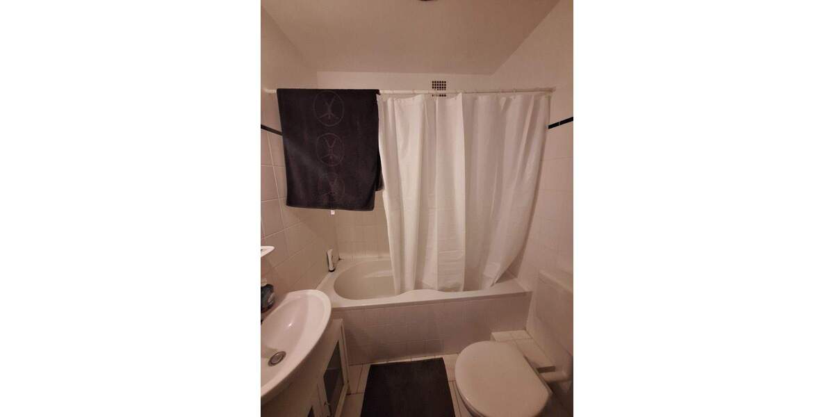 Etagenwohnung Kiel Vorstadt - 2 Zimmer, 50 m&sup2;, 440&euro; | Angebot:25895443