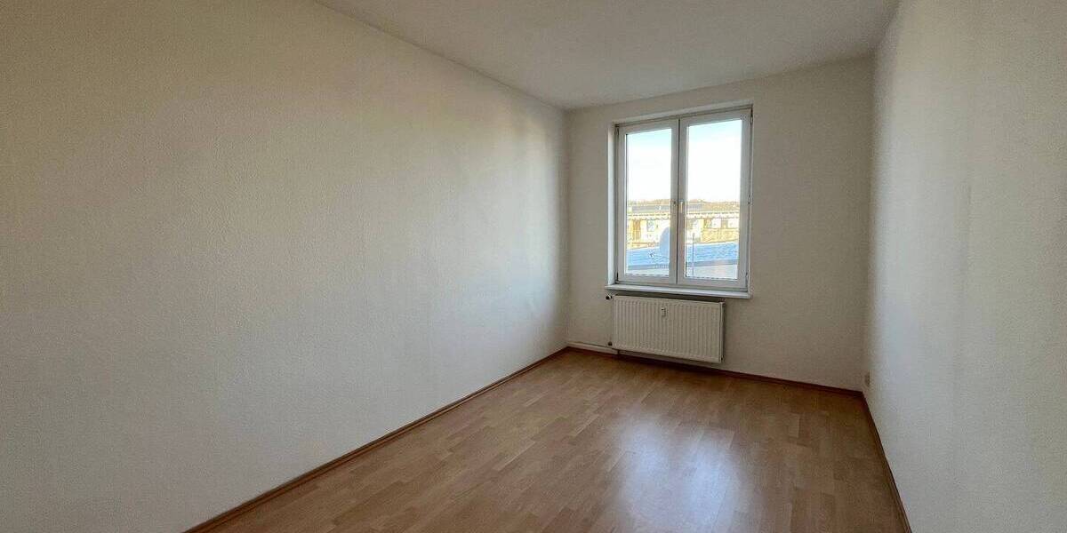 Etagenwohnung Chemnitz Zentrum - 3 Zimmer, 90 m&sup2;, 531&euro; | Angebot:26319676