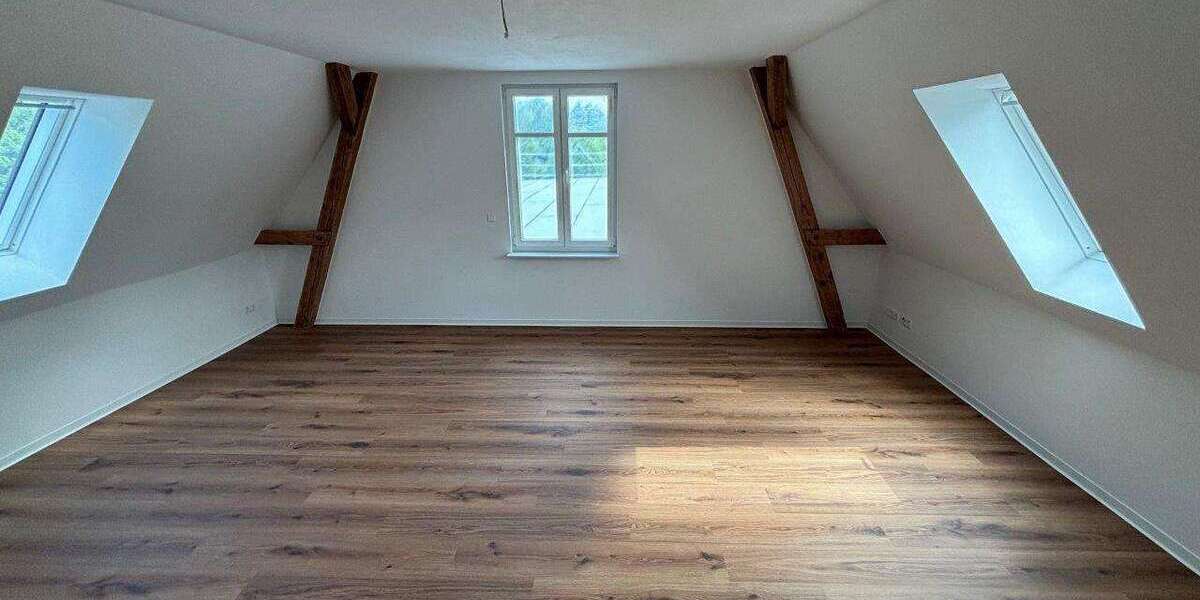 Etagenwohnung Templin - 4 Zimmer, 109 m&sup2;, 1.470&euro; | Angebot:24875350