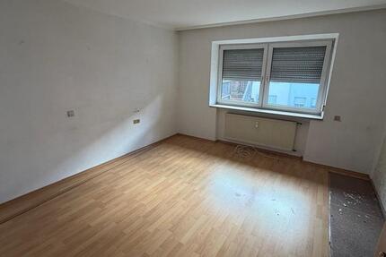 Pfaffenhofen Zentrum! 3 Zimmer DG Wohnung Garage EBK 3 zimmer