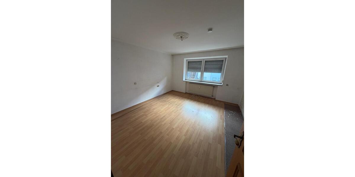 Pfaffenhofen Zentrum! 3 Zimmer DG Wohnung Garage EBK 3 zimmer