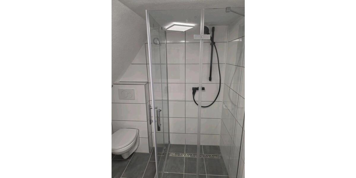 Dachgeschoßwohnung Albstadt Gemarkung Onstmettingen - 3 Zimmer, 90 m&sup2;, 700&euro; | Angebot:26693286