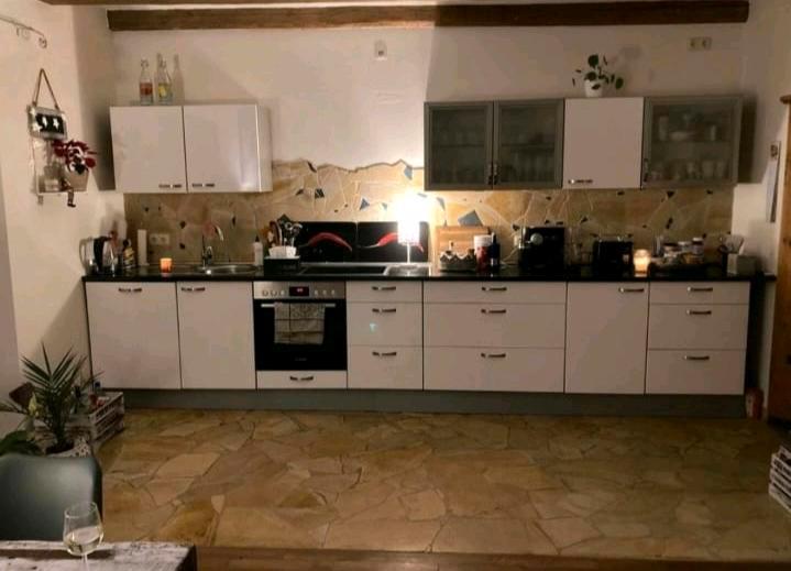 Etagenwohnung Kemnath - 3 Zimmer, 100 m&sup2;, 700&euro; | Angebot:24754032