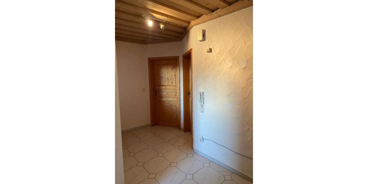 Maisonettenwohnung Egloffstein - 3 Zimmer, 96 m&sup2;, 700&euro; | Angebot:26223695