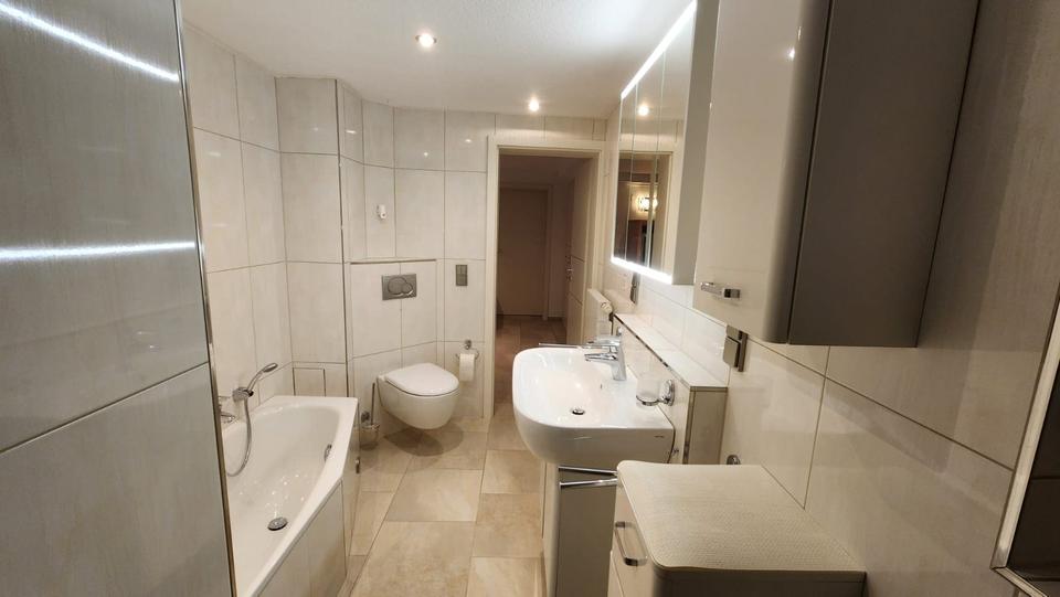 Erdgeschoßwohnung Göttingen Nordstadt - 3 Zimmer, 120 m&sup2;, 1.600&euro; | Angebot:25842997