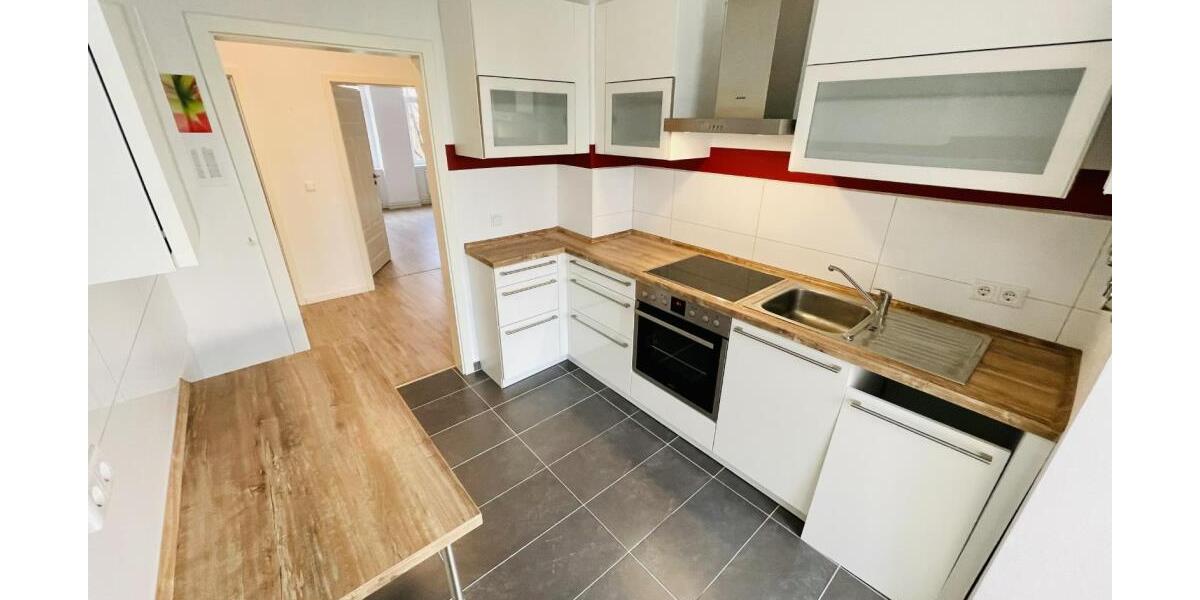 Sehr schöne 4-Raum Wohnung mit moderner Ausstattung und Balkon am Wintergarten! - Etagenwohnung Gera Pforten | Angebot:27190927