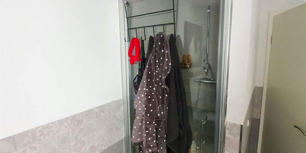 Etagenwohnung Nienburg - 4 Zimmer, 155 m&sup2;, 970&euro; | Angebot:25667281