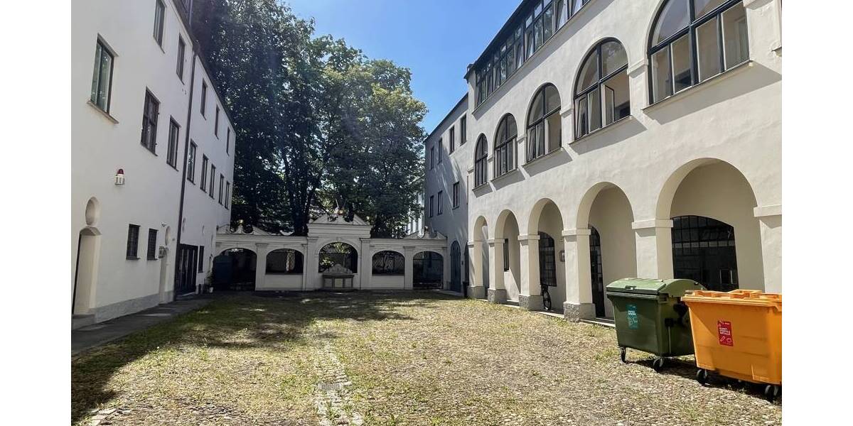 Etagenwohnung Augsburg Innenstadt - 4 Zimmer, 139 m&sup2;, 1.450&euro; | Angebot:26731120
