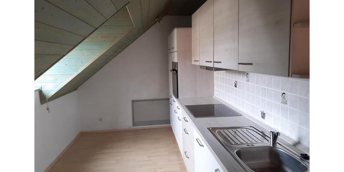 Dachgeschoßwohnung Parsberg - 4.5 Zimmer, 115 m&sup2;, 1.000&euro; | Angebot:26611693
