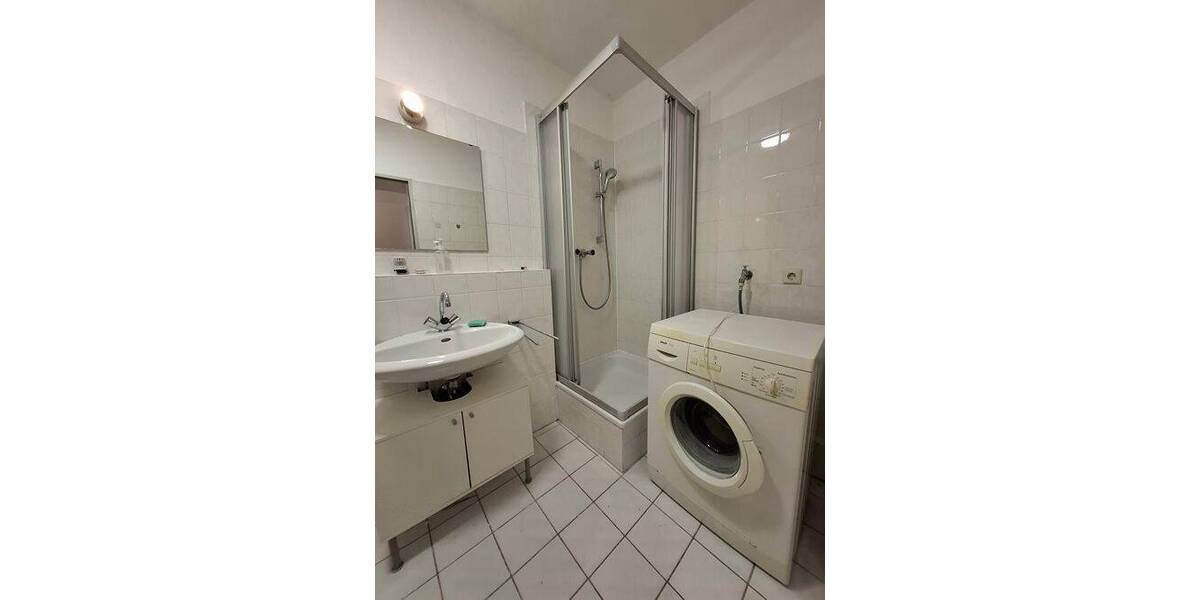 Etagenwohnung Bonn Zentrum - 2 Zimmer, 43 m&sup2;, 450&euro; | Angebot:26597607
