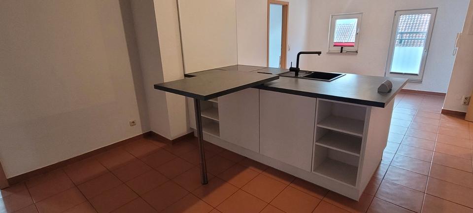 Dachgeschoßwohnung Springe - 3.5 Zimmer, 100 m&sup2;, 800&euro; | Angebot:26632679