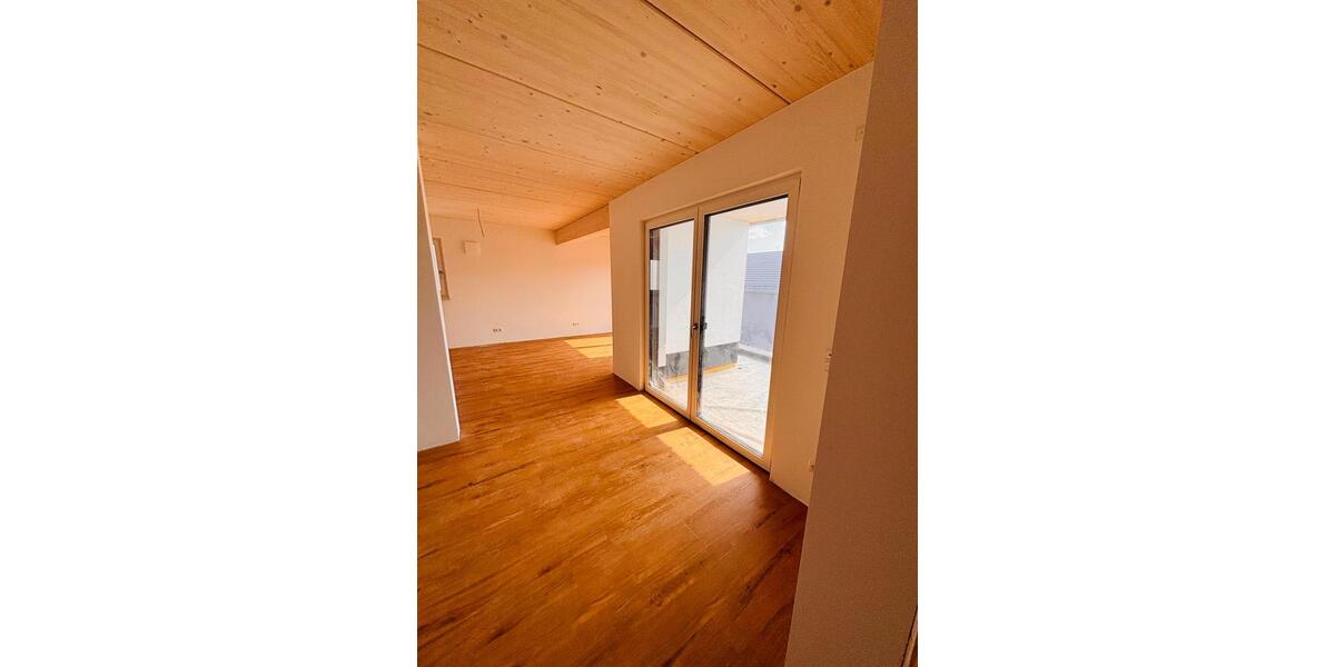 Erdgeschoßwohnung Straubing - 2 Zimmer, 58 m&sup2;, 642&euro; | Angebot:25982191