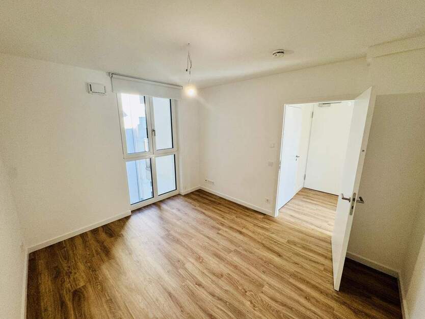 Helle Neubauwohnung mit modernem Komfort in Berlin-Schöneberg 2 zimmer