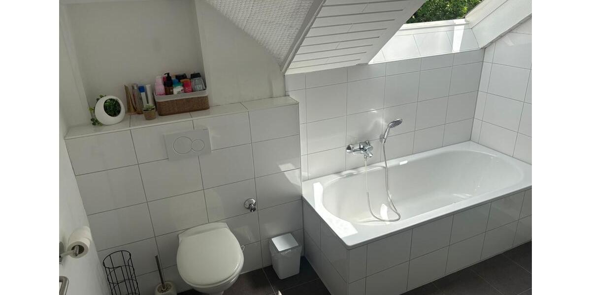 Etagenwohnung Oberhausen Alt-Oberhausen - 3.5 Zimmer, 85 m&sup2;, 790&euro; | Angebot:26690679