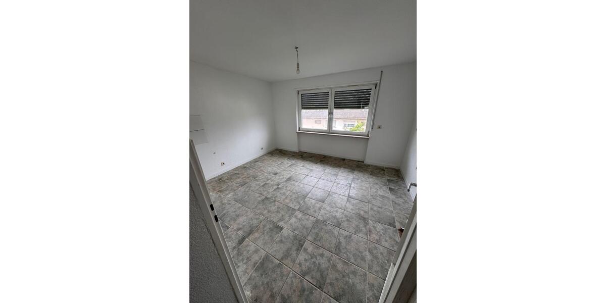 Etagenwohnung Ludwigshafen am Rhein - 2 Zimmer, 45 m&sup2;, 750&euro; | Angebot:26428969