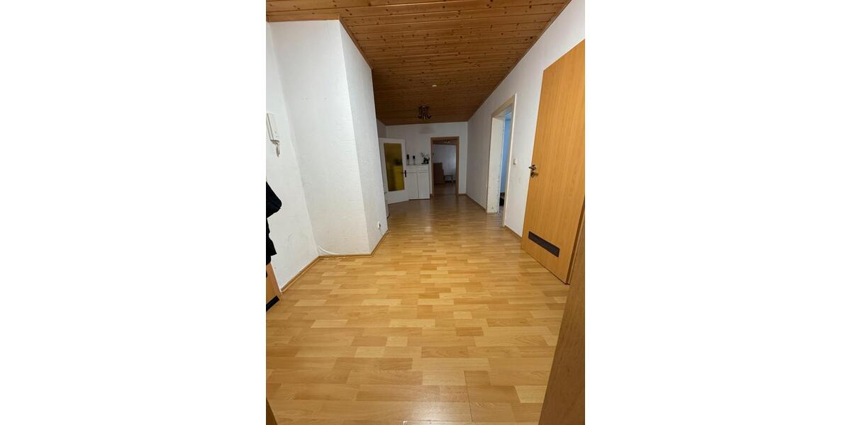 Etagenwohnung Rotenburg an der Fulda - 3 Zimmer, 90 m&sup2;, 550&euro; | Angebot:25906718