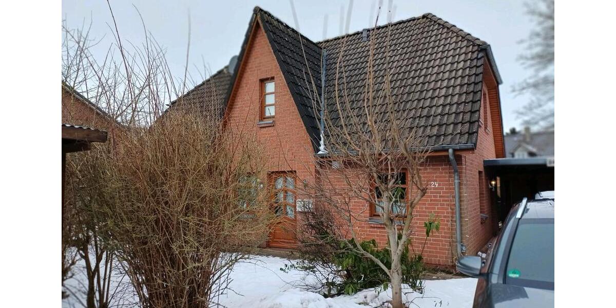 Einfamilienhaus Jübek - 3 Zimmer, 105 m&sup2;, 1.000&euro; | Angebot:25102169