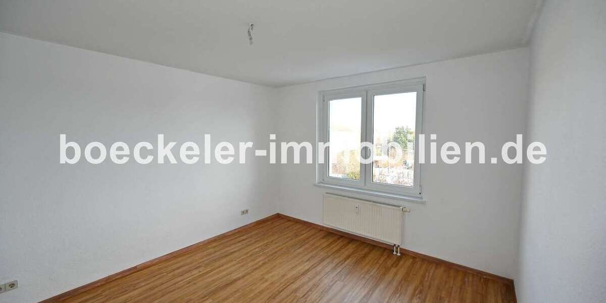 Etagenwohnung Weißenfels - 3 Zimmer, 52 m&sup2;, 315&euro; | Angebot:27246721