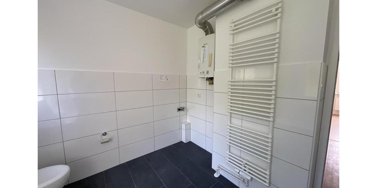 Etagenwohnung Wilhelmshaven - 3 Zimmer, 63 m&sup2;, 449&euro; | Angebot:26639304