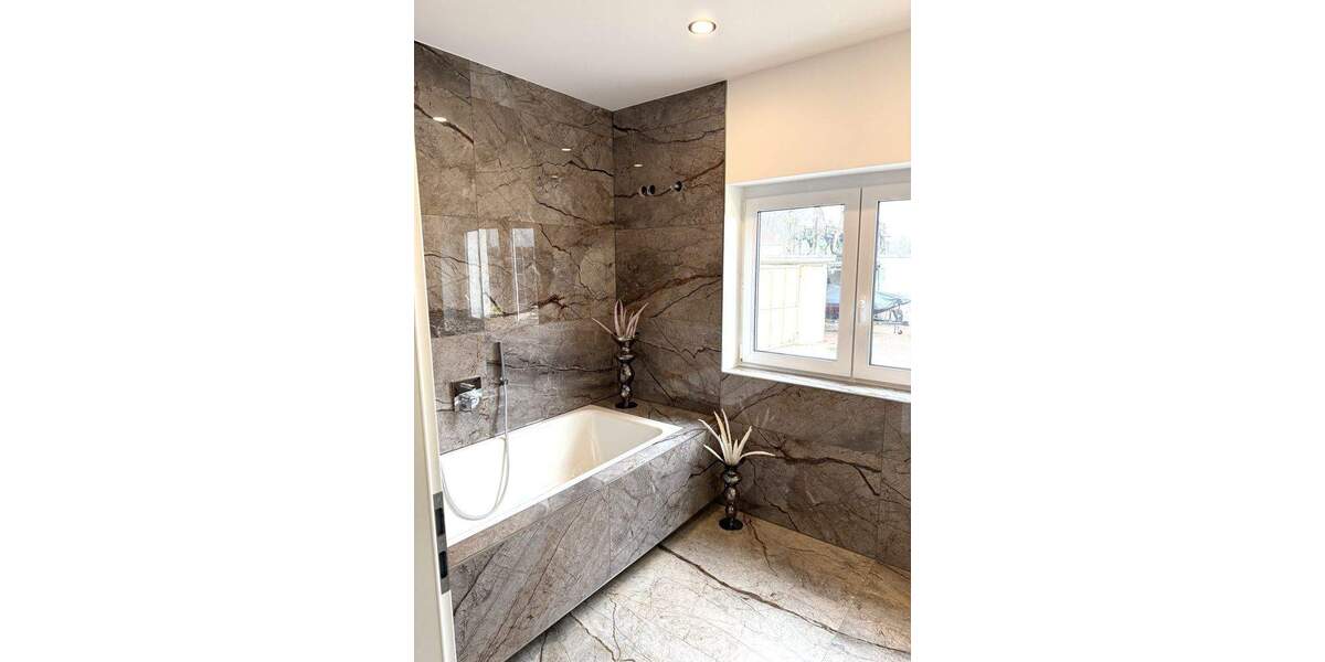 Etagenwohnung Worms Innenstadt - 4 Zimmer, 135 m&sup2;, 1.490&euro; | Angebot:25684740