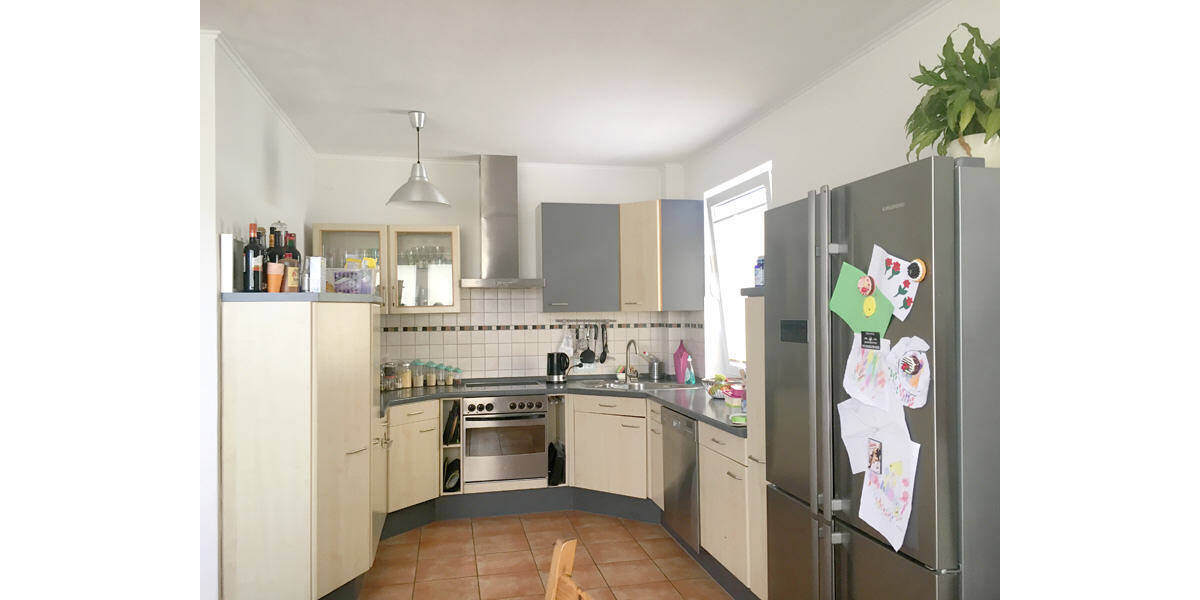 Etagenwohnung Erftstadt-Erp Lechenich - 3 Zimmer, 102 m&sup2;, 1.450&euro; | Angebot:25997897