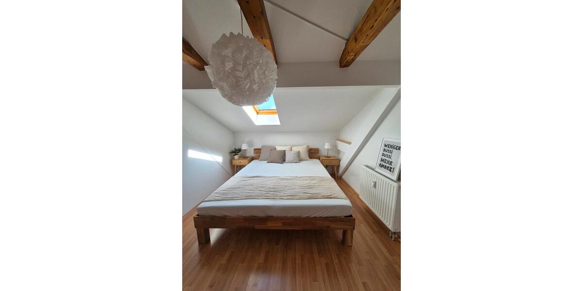 Dachgeschoßwohnung Augsburg Innenstadt - 2 Zimmer, 40 m&sup2;, 950&euro; | Angebot:26250533