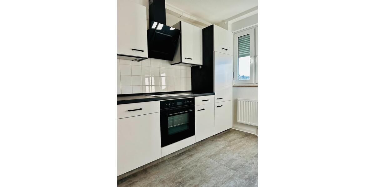 Etagenwohnung Naumburg (Saale) - 1 Zimmer, 49 m&sup2;, 880&euro; | Angebot:26621304