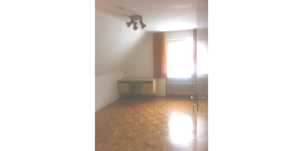 Dachgeschoßwohnung Kulmbach Blaich - 2 Zimmer, 33 m&sup2;, 470&euro; | Angebot:26561795