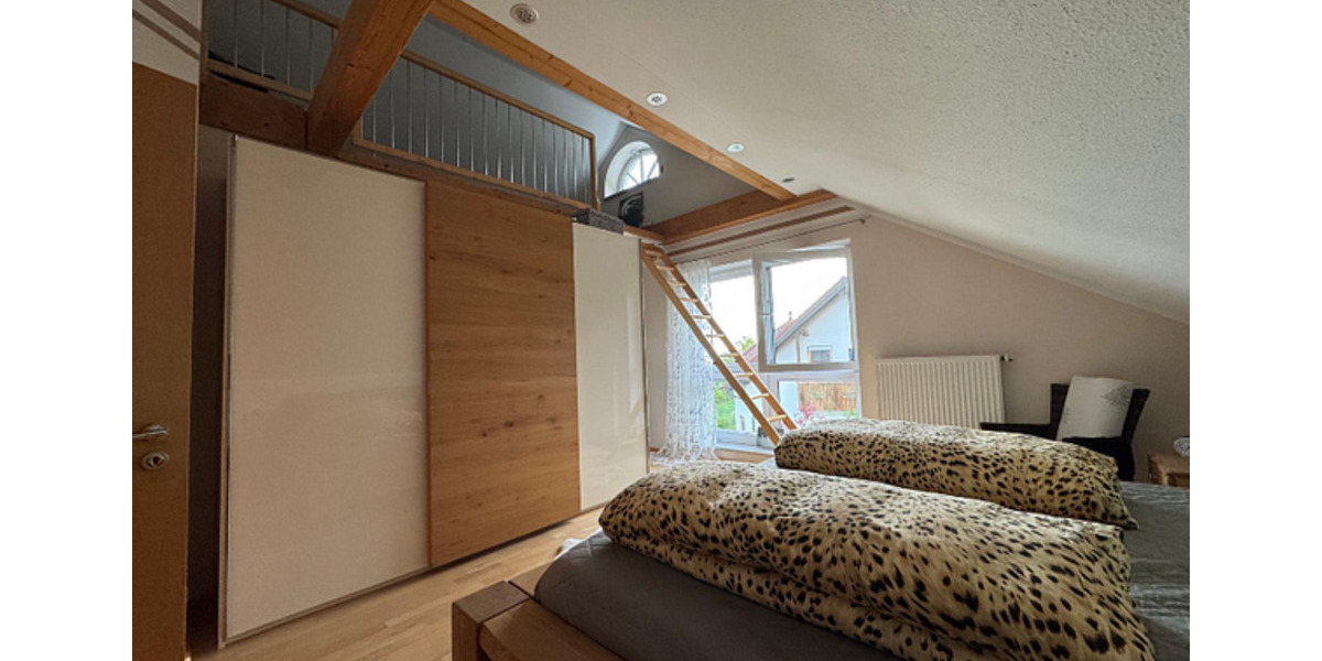 Etagenwohnung Amberg - 5 Zimmer, 205 m&sup2;, 1.850&euro; | Angebot:25306475